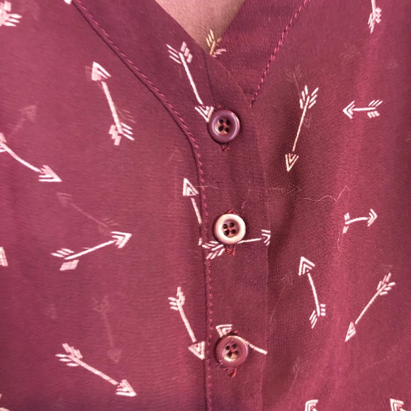 Torrid sz 0 maroon sheer midi arrows dress buttons - Picture 2 of 5